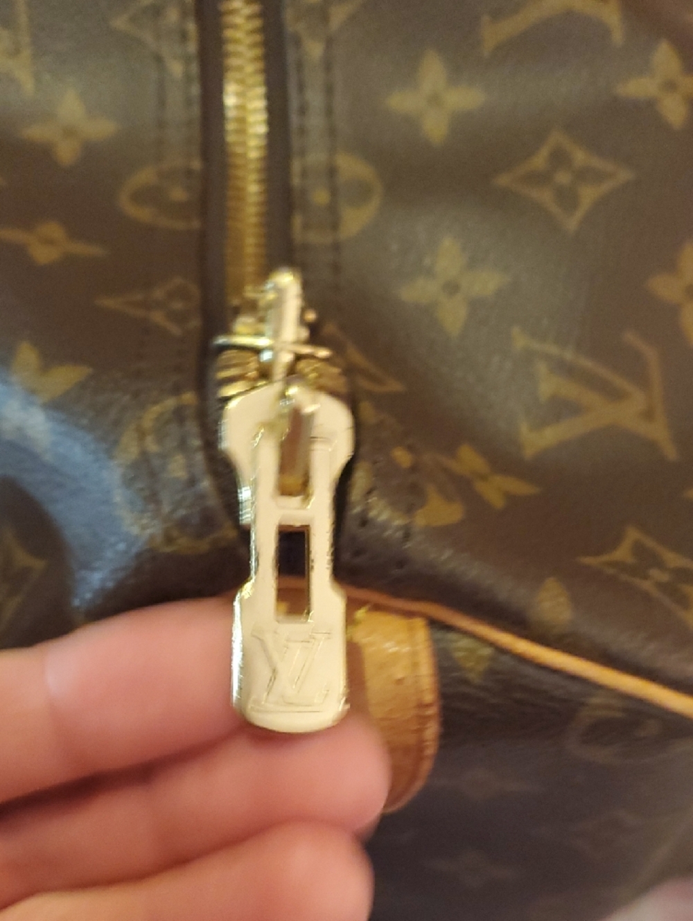 Vintage Louis Vuitton Brown Monogram Holdall with Tan Leather Trim - Picture 5 of 12